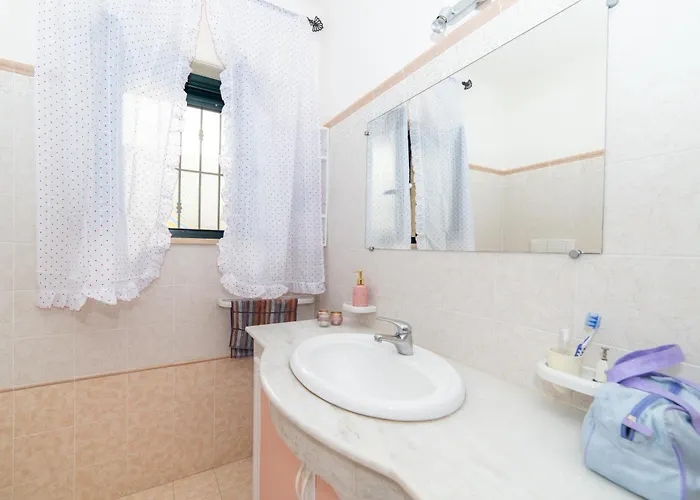 Dafne House * Сан-Пьетро-ин-Беванья
