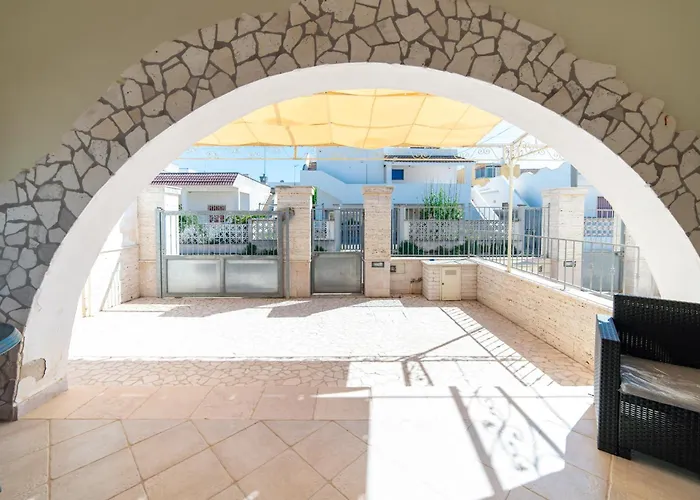 Dafne House Вилла