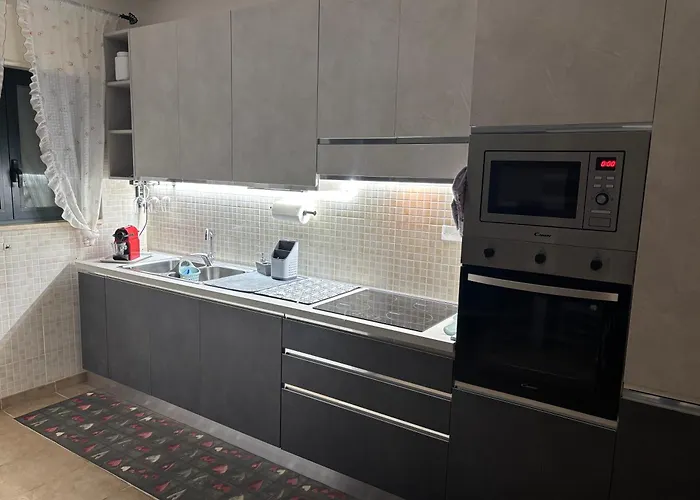 Dafne House Вилла Сан-Пьетро-ин-Беванья